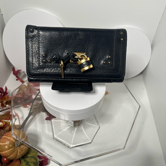 Like this post to be notified when I go live! Crystal Luxury Psychology! - Picture 11 of 17